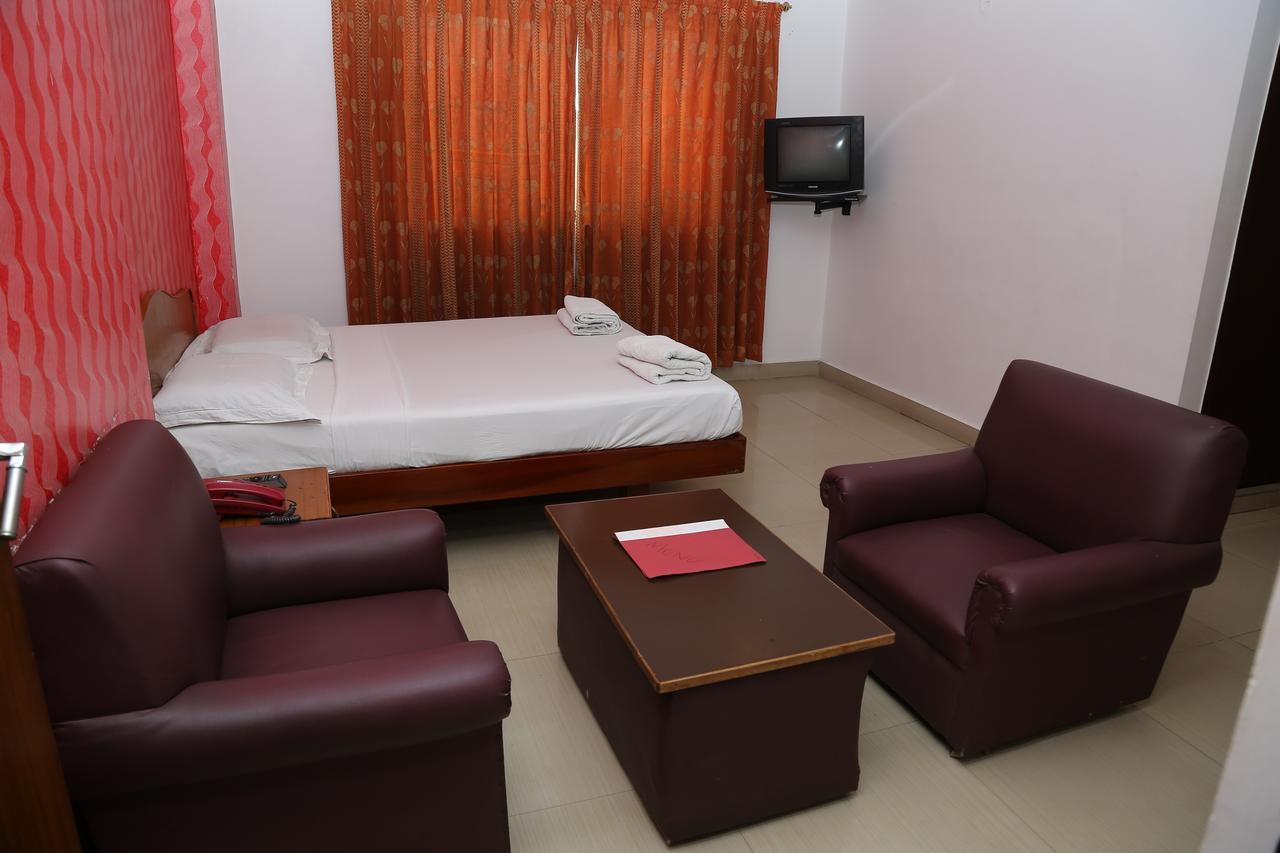 Sri Srinivasar Residency Hotel Vellore Exterior foto