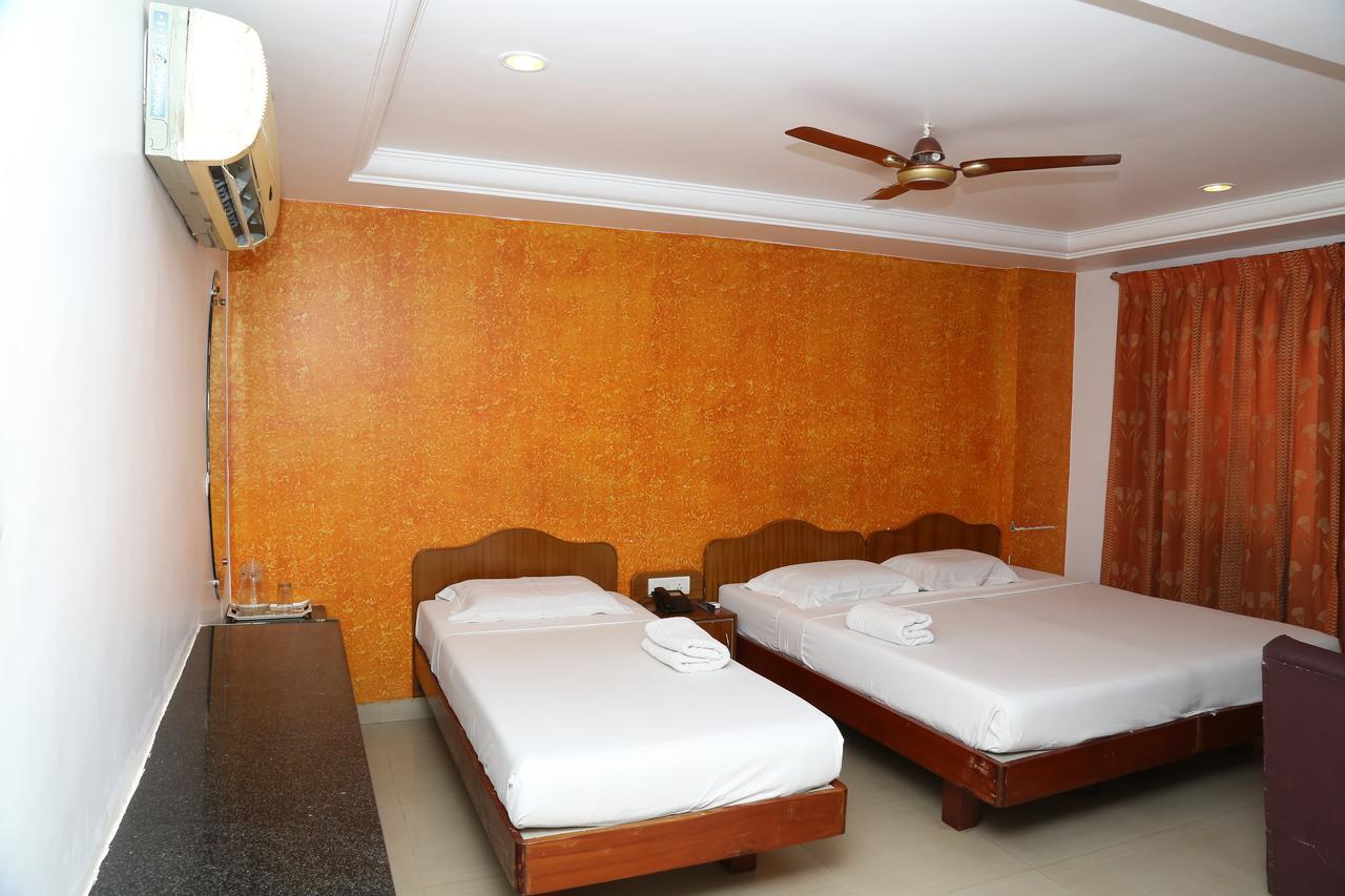 Sri Srinivasar Residency Hotel Vellore Exterior foto