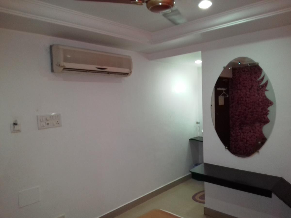 Sri Srinivasar Residency Hotel Vellore Exterior foto
